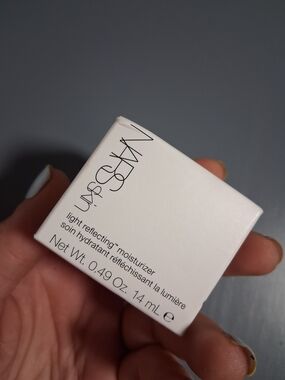 NARS Light Reflecting Moisturizer